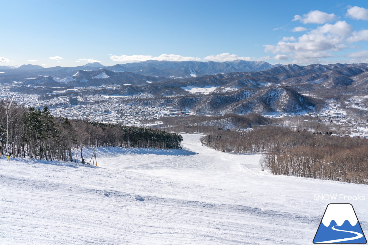 札幌藻岩山スキー場｜本日、雲一つ無い快晴！札幌藻岩山の全10コースの滑走にチャレンジ(^^)/